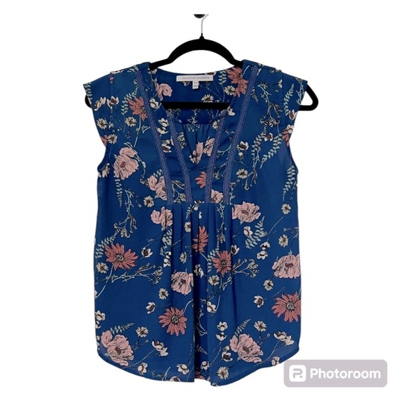 2/$30 Collective Concepts Blue and Pink Floral Sleeveless Blouse Top - Picture 1 of 11